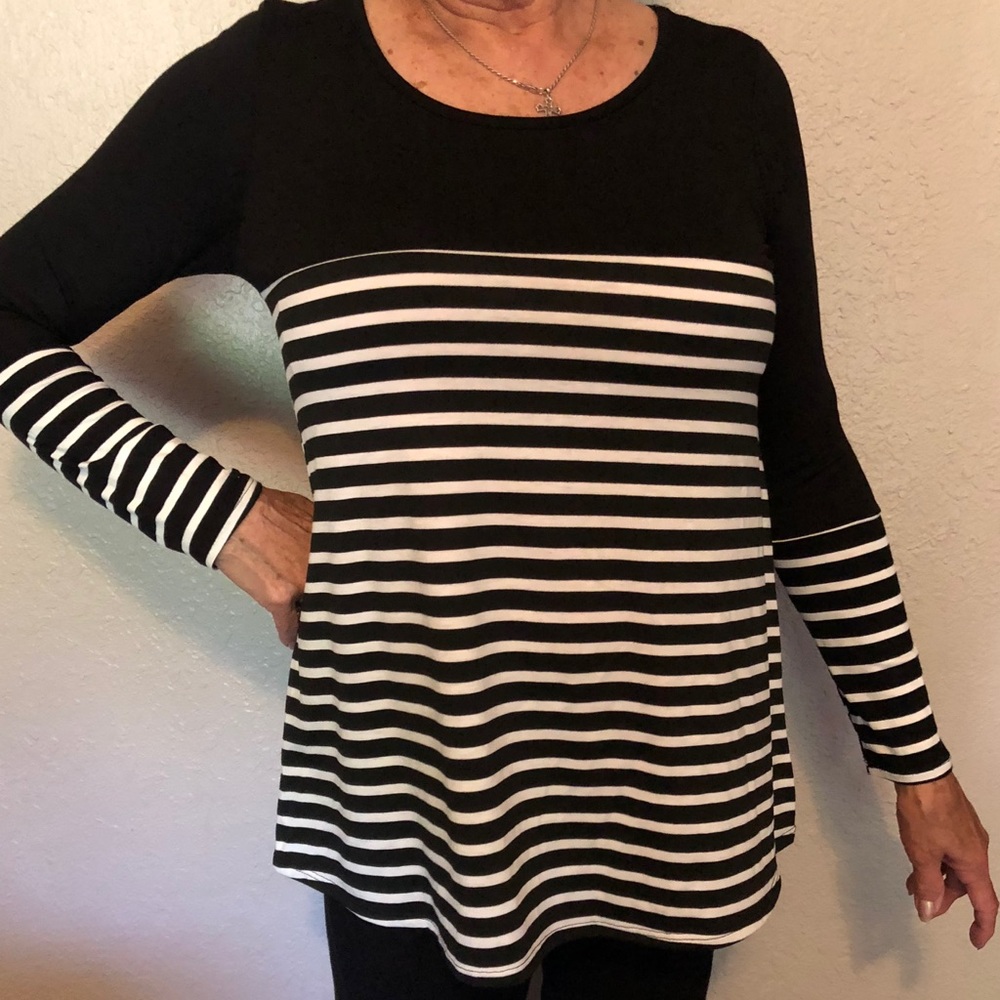 Black and white stripe with buttons detail on back